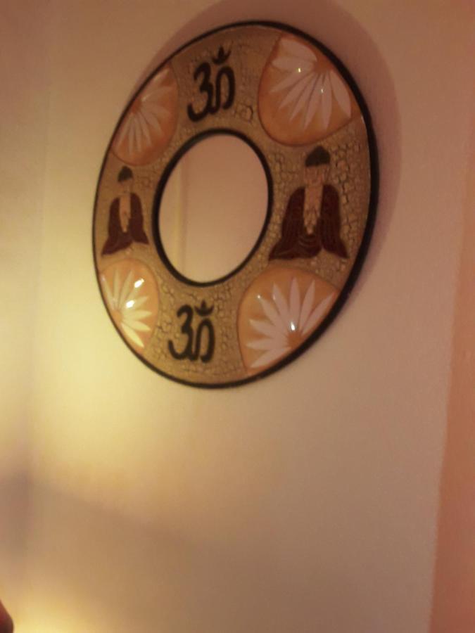 Le Tulear - Aux 4 Coins Du Monde Hotel Saint Pierre Bagian luar foto