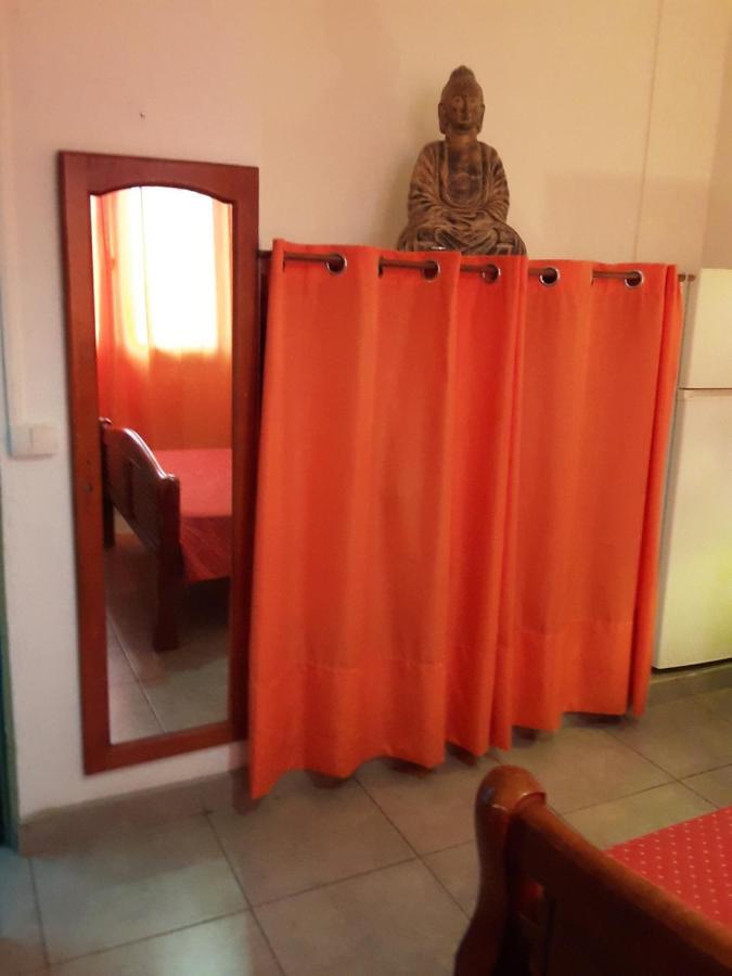 Le Tulear - Aux 4 Coins Du Monde Hotel Saint Pierre Bagian luar foto