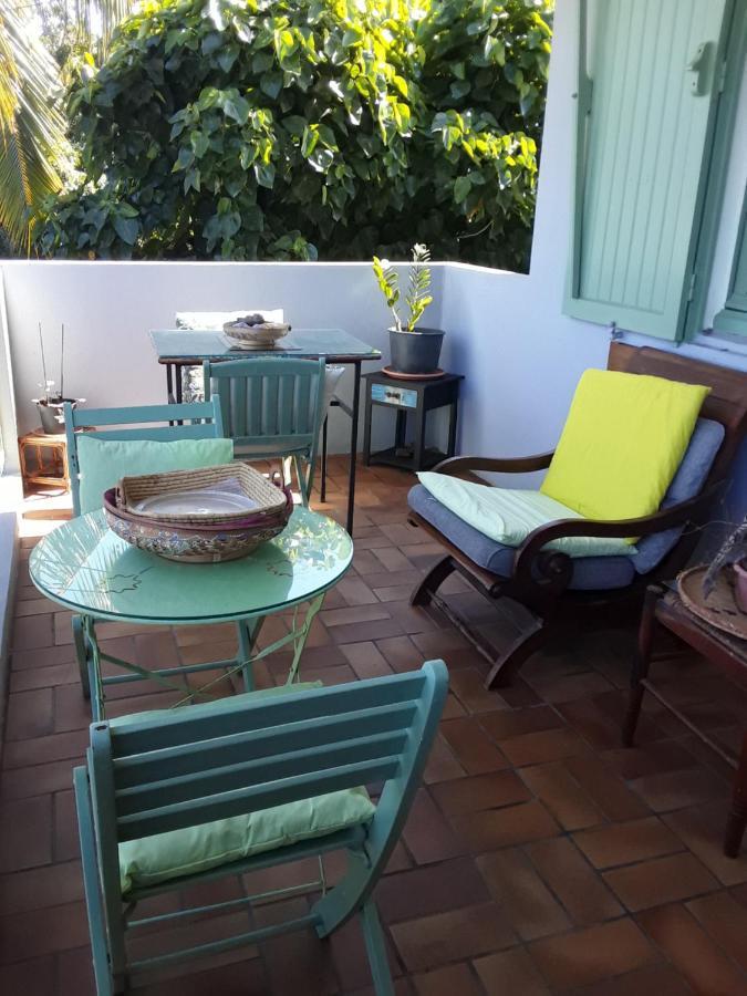 Le Tulear - Aux 4 Coins Du Monde Hotel Saint Pierre Bagian luar foto