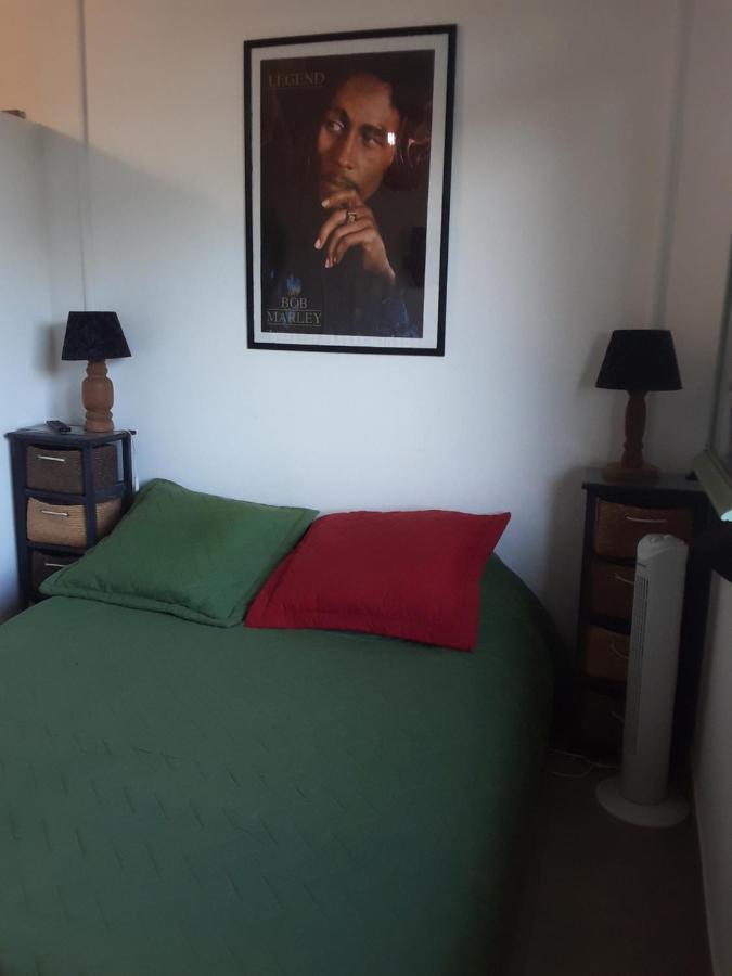 Le Tulear - Aux 4 Coins Du Monde Hotel Saint Pierre Bagian luar foto