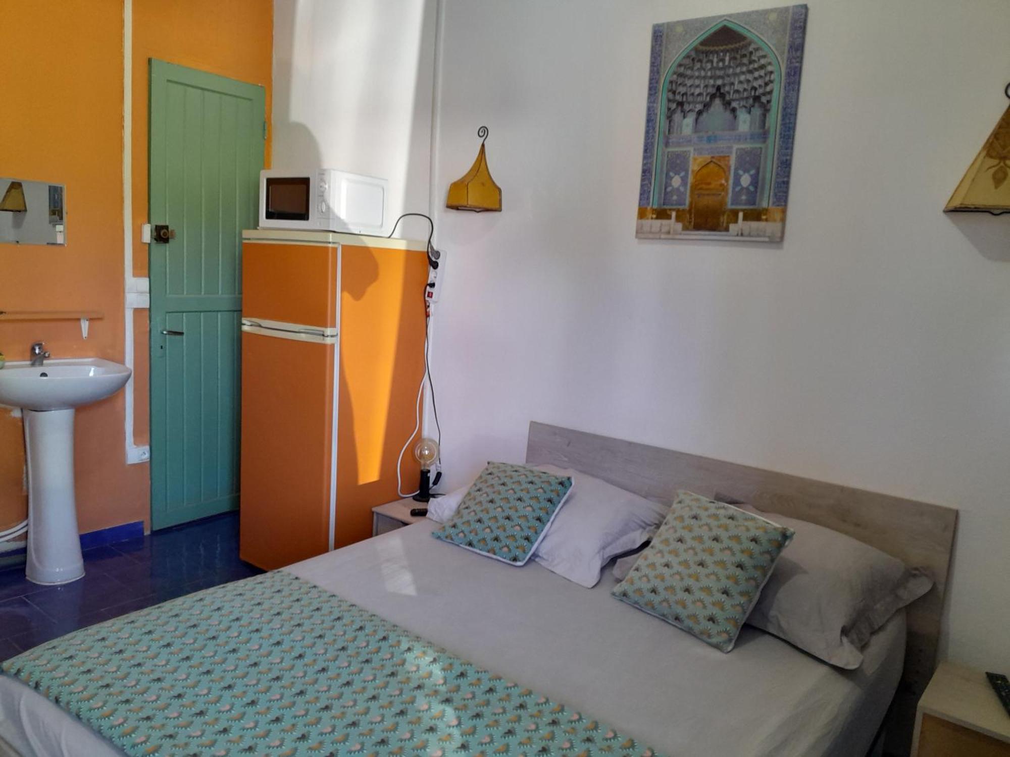 Le Tulear - Aux 4 Coins Du Monde Hotel Saint Pierre Bagian luar foto
